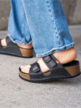 On Foot Naoshima Adjustable Platform Sandal Black Leather Sz 41 US 10 💛🍄